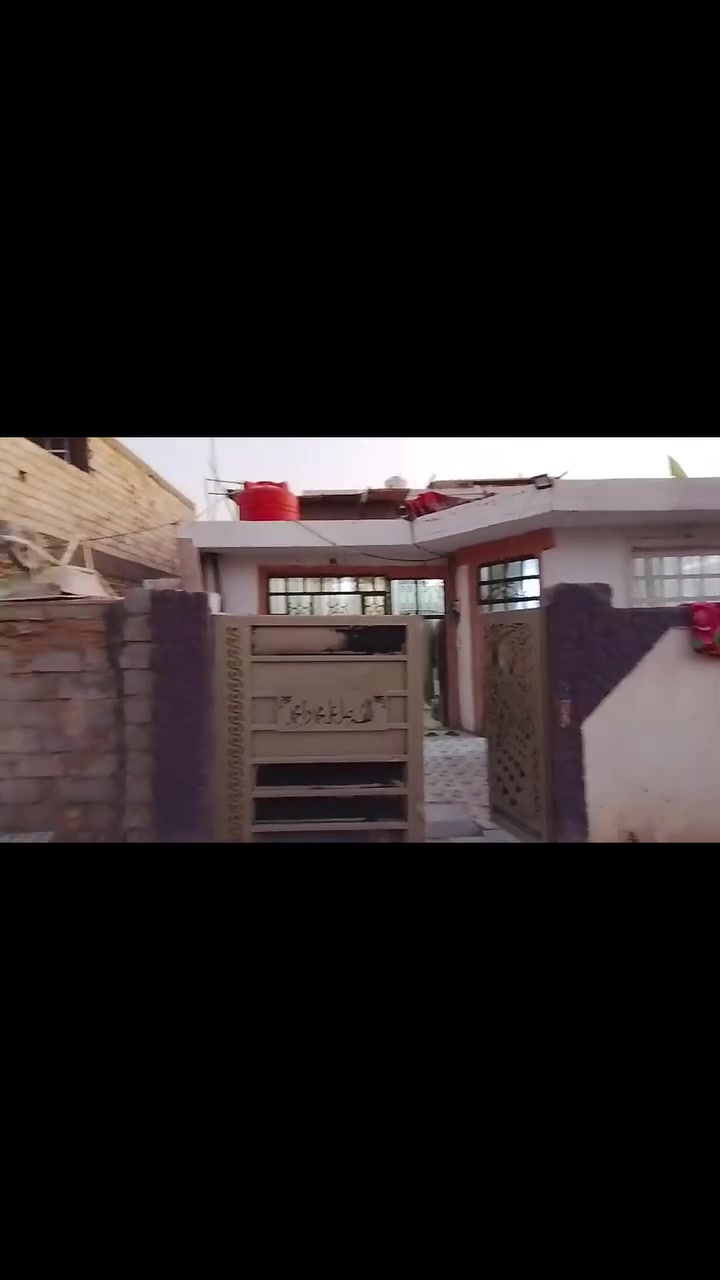 اسلام عليكم اخوان متوفر بيت مساحه 190متر سند 25 تحويل مباشر ابسم المشتري  بيت 4 غرف نوم  طابقين طابق اول غرفتين مطبخ صاله استقبال عنواع تقاطع  العلويه شريفه متوفر كافت الخدمات  لاستفسار 📞 ***********
