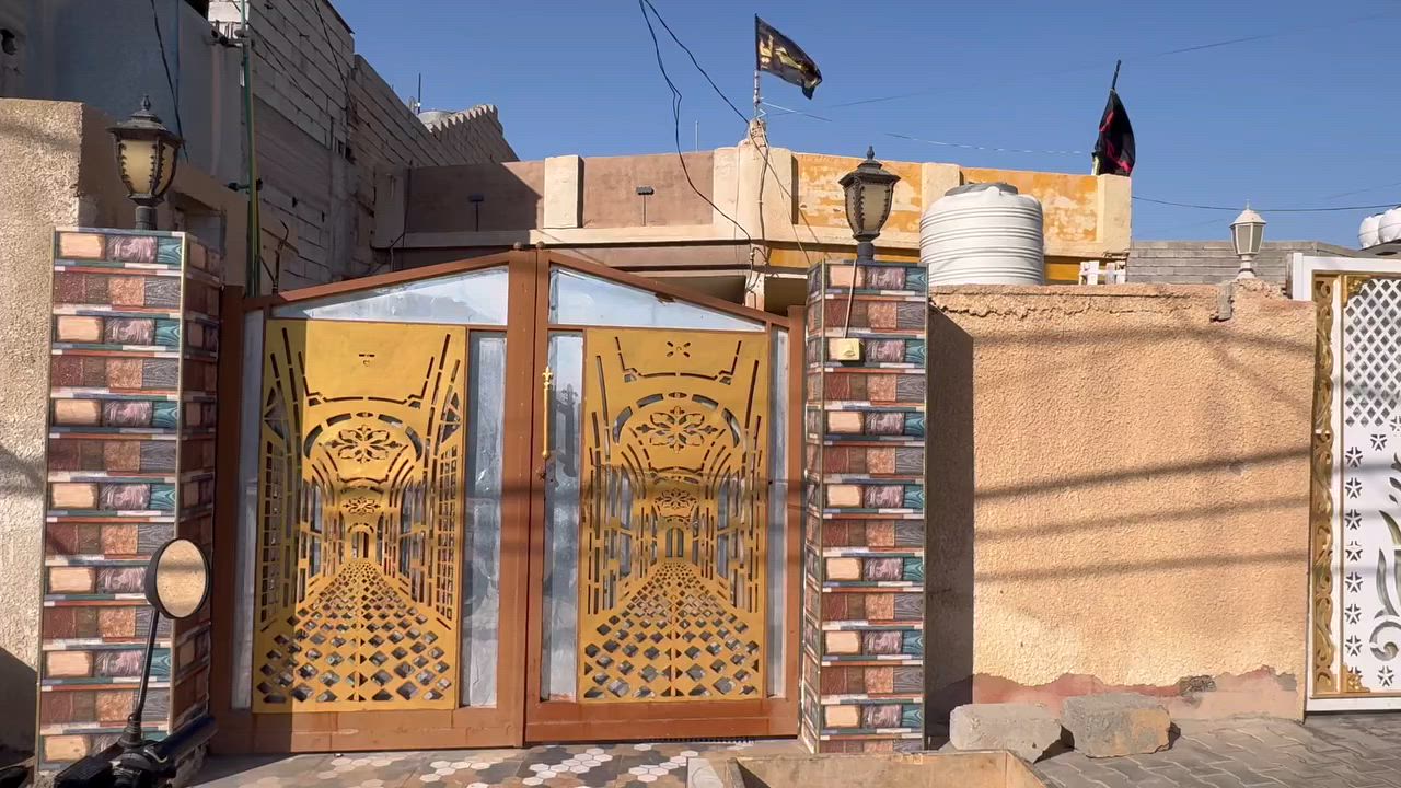وجة مباشر على السايدين
دار طابقين مساحة170م سند 25 تحويل بسم المشتري

وجة مباشر على شارع العلوة الرئيسي كما موضح بالفيديو 

للبيع وبسعر جيد انشاءالله 

للاستفساار

مراجعة مكتب سما بلدروز للعقار شارع العلوة خلف مول اكسيرات

***********
