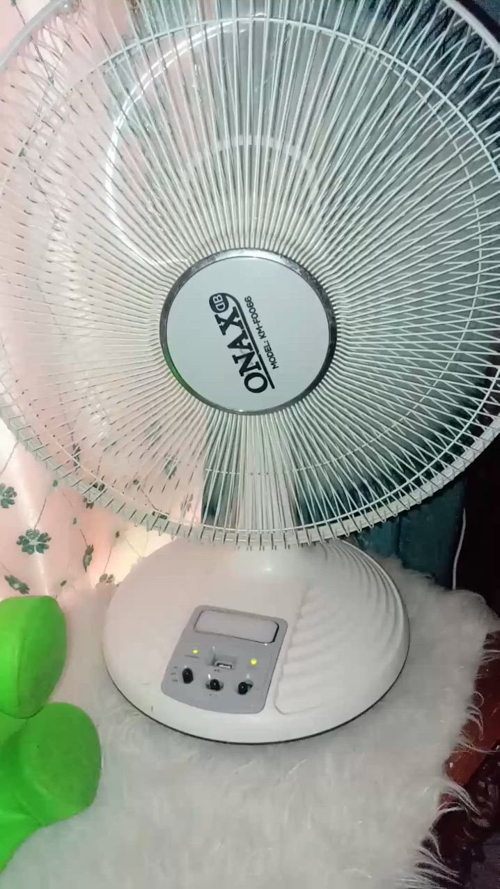 مروحه للبيع شغاله عوزهه بس باتري الباتري مالهه يشتغل ساعه السعر 25شراي يراسلني


**إذا كنت صاحب هذا الإعلان وتريد حذفه لأي سبب، رجاءا أرسل رسالة إلى الدعم الفني**