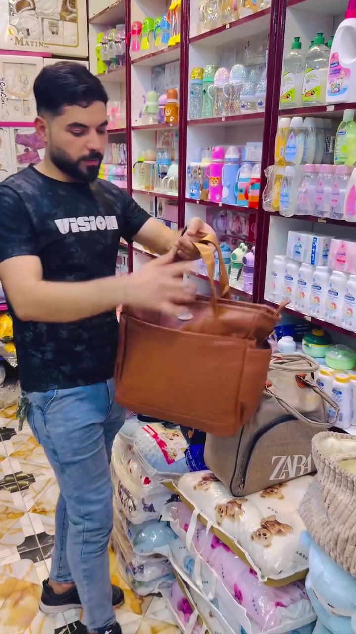 مجموعة حقائب (جنط )ملابس الأطفال 

العنوان….👇🏻👇🏻
‏:#ديالى خان_ بني _سعد _داخل مجمع السعدي _
مجاور ثامر العطار وبوتيك الملكة
***********
