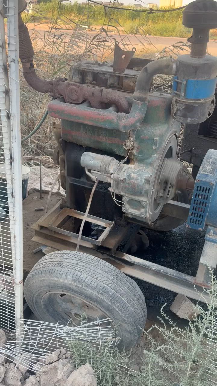 للبيع مولد لستر  ١٧ كيفي  (٧٠)امبير
مولد مثل ما موضح شغال وكامل من كل نقص 
للإستفسار الاتصال على الرقم ***********
