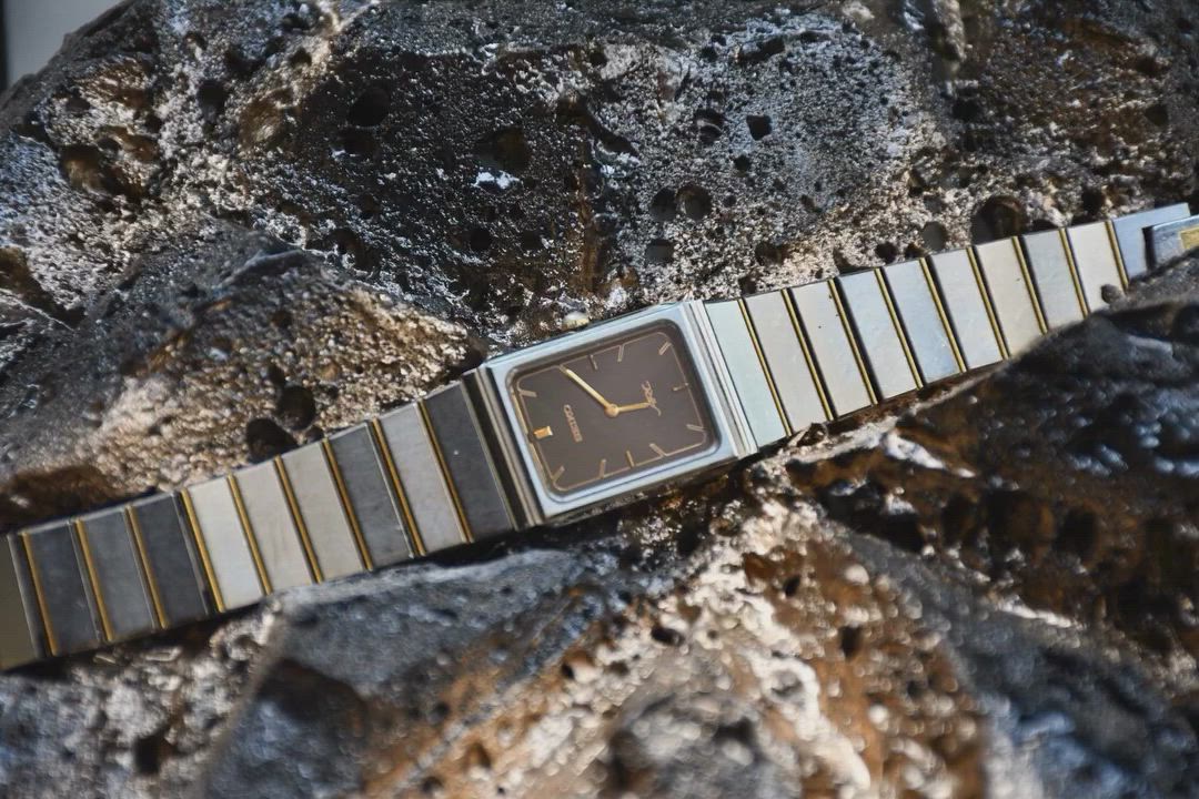سيكو..... سايكو 🟥seiko 
اصدار مميز من ARC🟥
الابعاد ناعمه موديلات تجي بقياس السير ✅
أبعاد22*32
الساعه مثل مانكول ست البيت كلشي ترهم
كجول رسمي ✅
ملاحظه السير يلبس أيادي ناعمه 
سعر طيب


**إذا كنت صاحب هذا الإعلان وتريد حذفه لأي سبب، رجاءا أرسل رسالة إلى الدعم الفني**