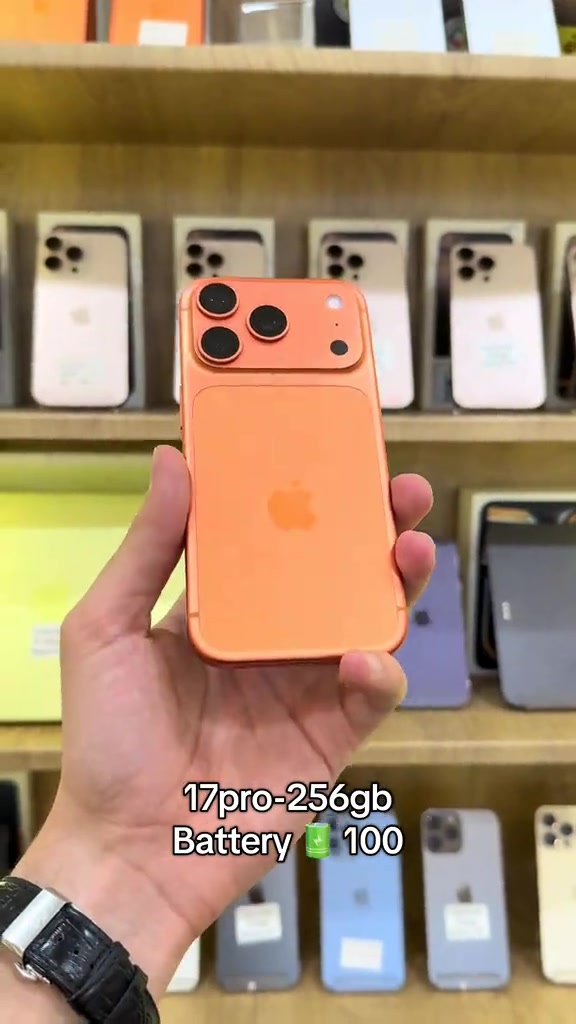 📱 iPhone 17 Pro | 256GB | Battery 100% 🔋 ✨ نظيف جدًا، بطارية 100%، أداء خرافي وكاميرات احترافية. 📦 جاهز للاستلام، والكمية محدودة. 📩 راسلنا للسعر والتفاصيل قبل يخلص. 📍 فرع الربيعي: *********** 📍 فرع المنصور: *********** #iPhone17Pro #Apple #iPhone #بغداد #العراق   
