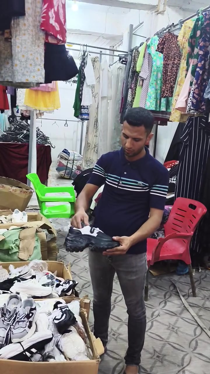 سلام عليكم احذيه بناتي ولادي نسايى لقطعه 3ونص باله جديد محل علاء وحيد بل حمزة الغربي سواك لباله جديد يم دكتوره هدى يم صالون مسك السيدات محل علاء وحيد ***********
