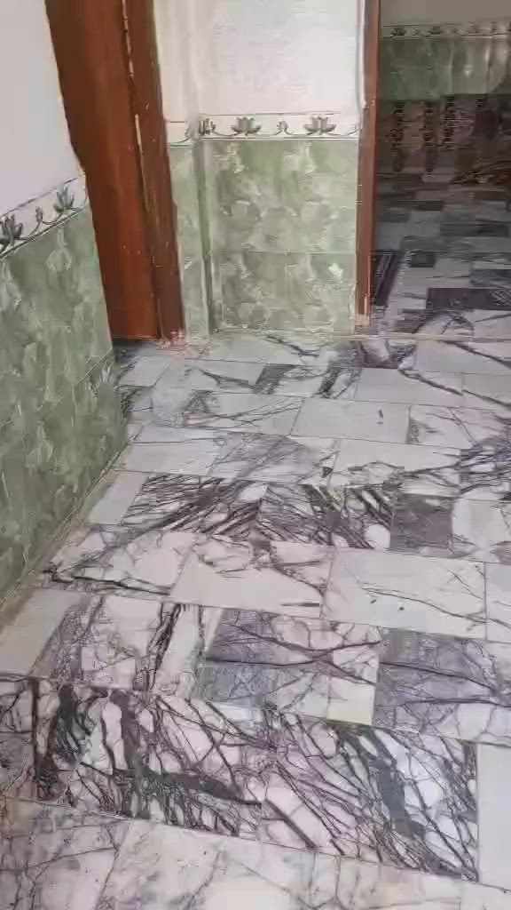 🏡 دار للبيع – الحي العسكري 🏡
╚════════════════════╝
📍 الموقع: الحي العسكري قرب مولدة البصراوي
📐 المساحة: 300 متر
📄 الطابو: صرف
━━━━━━━━━━━━━━
✨ مواصفات الدار:
━━━━━━━━━━━━━━
🛏️ غرفتا نوم (2)
🛋️ استقبال
🪑 صالة
🍽️ مطبخ
🚿 حمامات داخلية وخارجية
🌴 طارمة كبيرة
🏪 محل صغير
🌺 حديقة
━━━━━━━━━━━━━━
💰 السعر: مراسلة واتساب أو ماسنجر
━━━━━━━━━━━━━━
📞 للاستفسار:
‏‪***********‬‏
⚜️ دار مناسبة للسكن والاستثمار ⚜️
___
