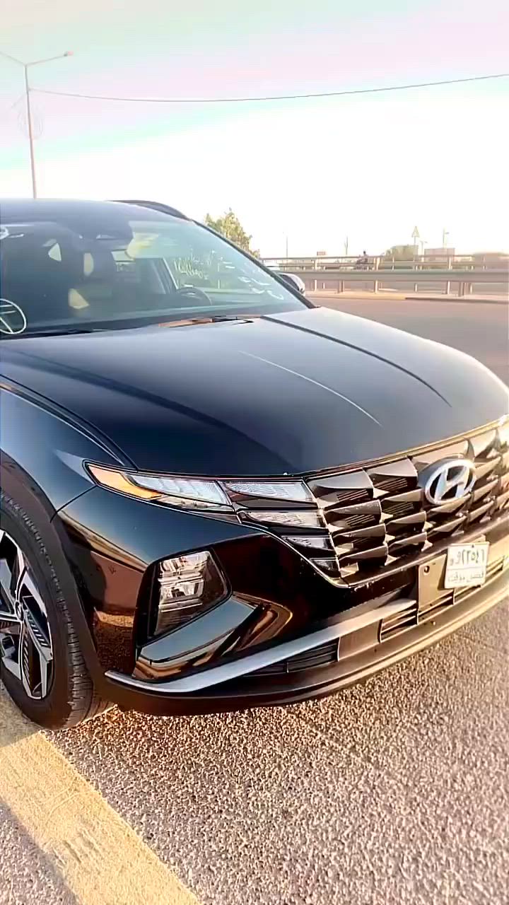 سلام عليكم توكسان 24 دخول جديد 
فول مواصفات 
ماشيه 11 الف Km
حادث كما واضح بالمنشور فقط بارد 
سعر 185$ بدون رقم 
مكاني الدوره حي اسيا قرب كليه الهادي 
متواجد وات ساب ما سنجر 
هـ ***********
