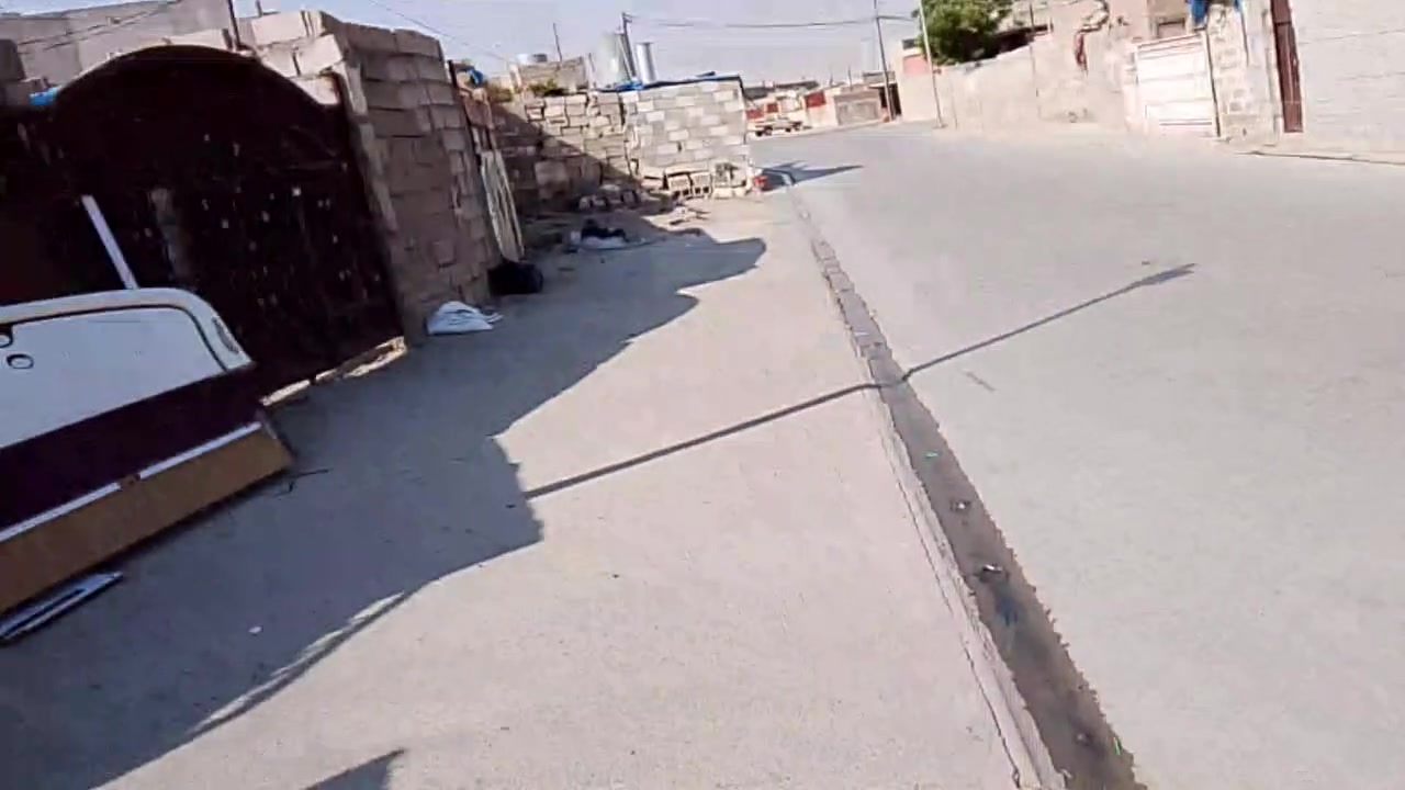 سلام عليكم بيت حي العروبه قرب جمع الروضه  120متركل تفصيل عله هذه الرقم***********
***********
