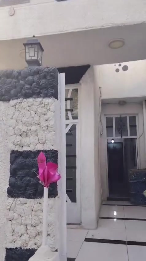 سلام عليكم بيت ميت مترة مثث كامل مكمل جاهزمن كلشي قريب علة شارع اريسي ابشارع ملاين الستفسارعلة رقم الوتساب ***********
