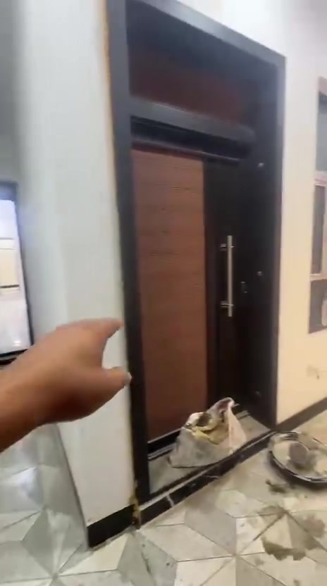 ١٠٠ متر غرفتين بس ب ٩٥ وبي مجال
طابو زراعي سند 25 منطقه الدوانم قرب الشرطة الخامسه يحتوي على غرفتين نوم صاله مطبخ خدمات لاستفسار اتصل *********** ابو دموع مكتب حميد متاح واتساب
