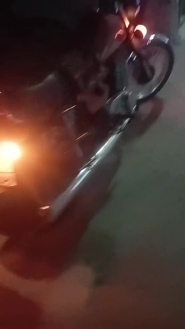 ماطور 82 للبيع بدون بدون   لحيم مابي سايس 2 مكينه قنبوره 301 ماكنيت قنبوره اصلي ماطور كله كامل بكاني نجف حي الشرطه رقم ***********     السعر 1200 وبي مجال لشراي

