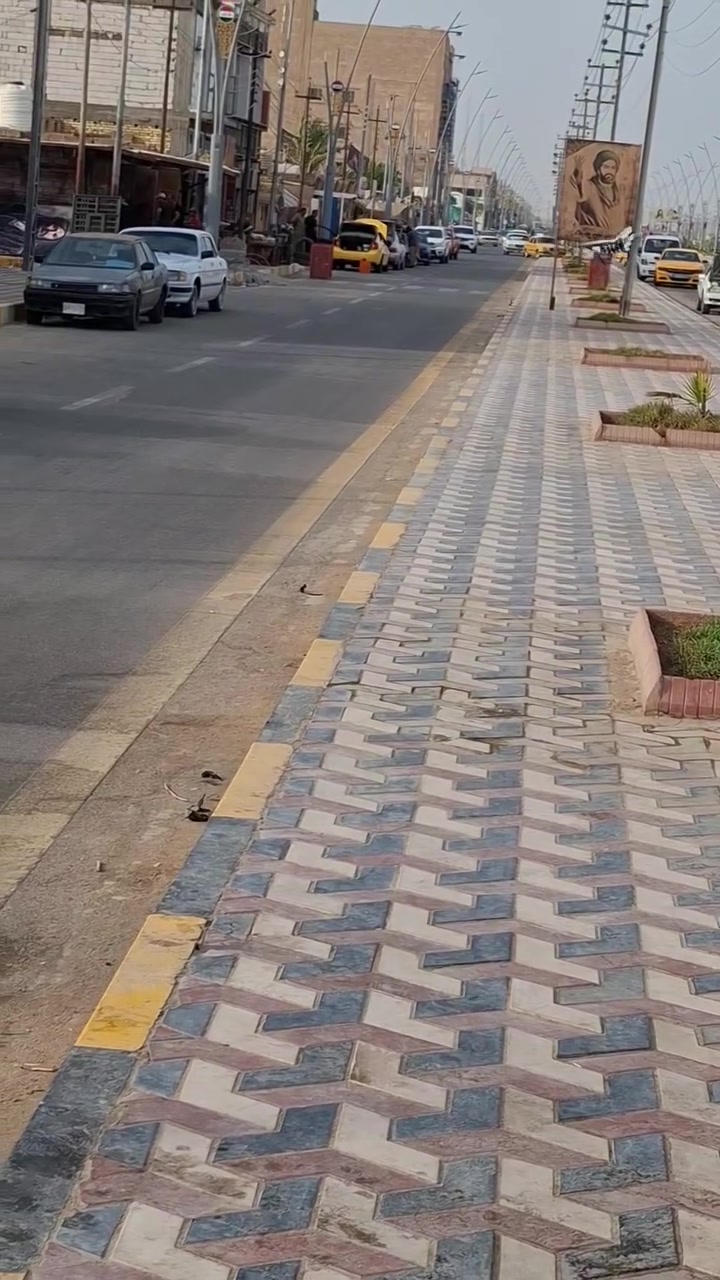 يا الله بيت للبيع طابو صرف الجيران ذهب..
البيت بناء متوسط أعكادة...المساحة 200 غرفتين صالة مطبخ ديوانية حديثة صحيات خارجية طارمه كبيرة مطلوب أسكان 24 مليون التسديد بالسنة (مليون وربع) العنوان حي العسكري الثاني شارعين بعد شارع الأطفاء جداً قريب على الشارع العام رابع بيت عن الشارع العام كل الخدمات متوفرة من مدارس شوارع ارصفة مجمعات بالمناسبة القطعة بهذا المكان سعرها 70 تقريباً 
السعر الكلي ويا القسط 97 
أتصل وبيك خير وتدلل
***********
