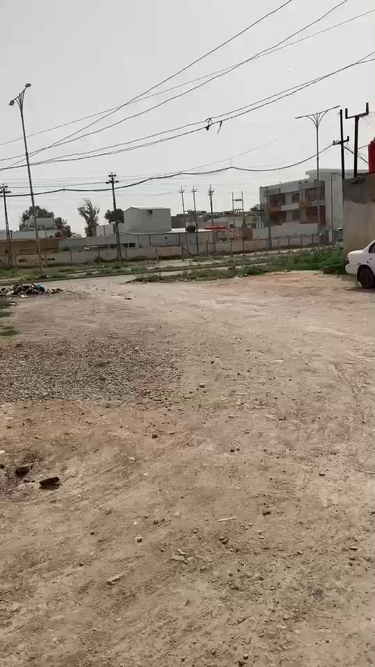 دار سكن للبيع مع مشتمل خلف مستشفى الشهيد فيروز المساحه 300 متر ركن باقي التفاصيل داخل الفديو للتواصل على الرقم ***********
