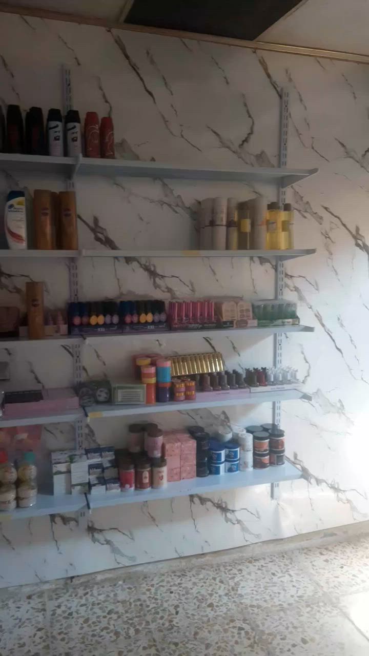 عندي رفوف ٣مترات جدد مستخدمات سبوع قفلهن ٦٠الف


**إذا كنت صاحب هذا الإعلان وتريد حذفه لأي سبب، رجاءا أرسل رسالة إلى الدعم الفني**
