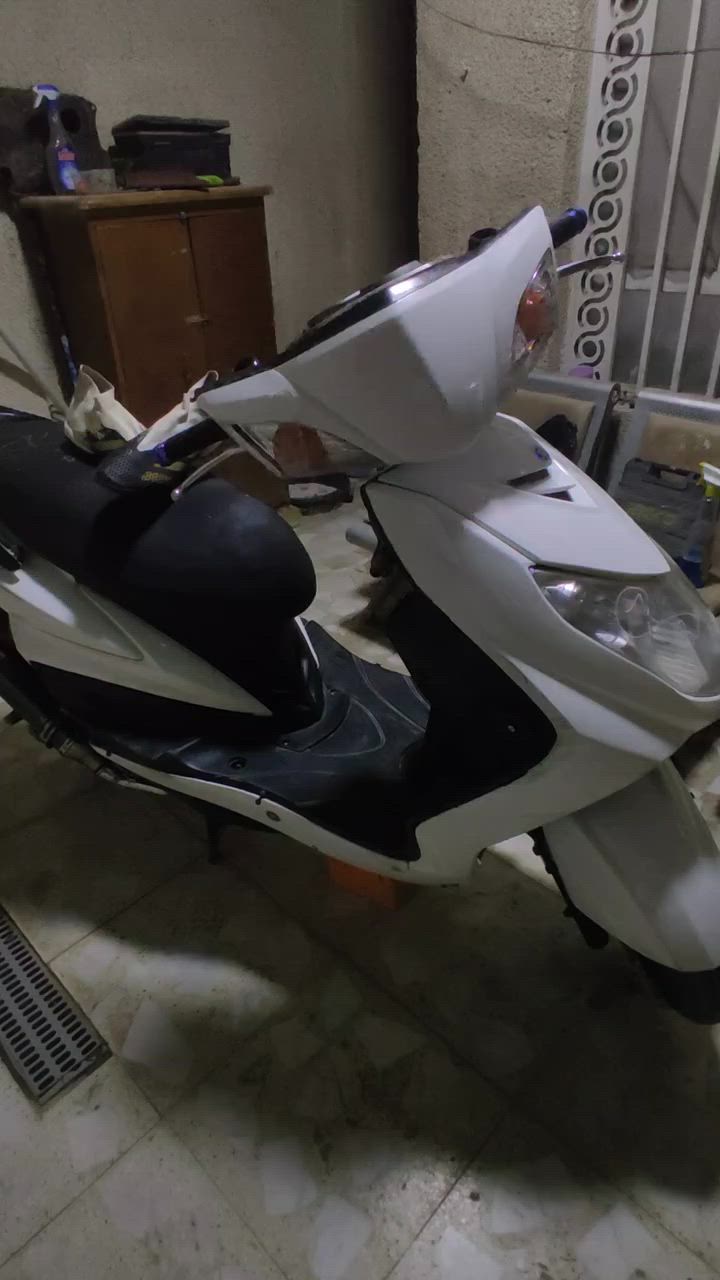 ل سكنس فحل كابريتد رمبه فقط صالنصه رياضي أو بيها كاتم + سكنس كوري سعر 750 وبي مجال للتواصل ***********
***********
واتساب المكان بغداد الحرية
