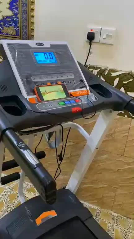 جهاز جري جبلي 
استخدامه أقل الشهرين 
سعره500
الجهاز هسه يشتغل 100% بدون أي مشكلة بالمحرك أو السير 
مابي أي مشكله 
يتحمل وزن160ك 
بغداد مدينة الصدر 
  
مسموح للفحص 