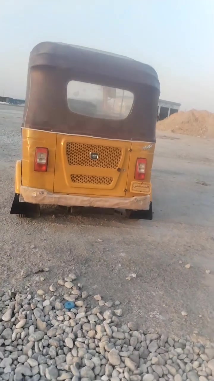 مال دكلي امسح المنشور وجايك ما تصرف عدي ////تكتك موديل 21 رقم نكليزي واسط تحويل ثاني يوم سعر 6و800 بيهه مجال قليل  باقي تفاصيل  📱***********
