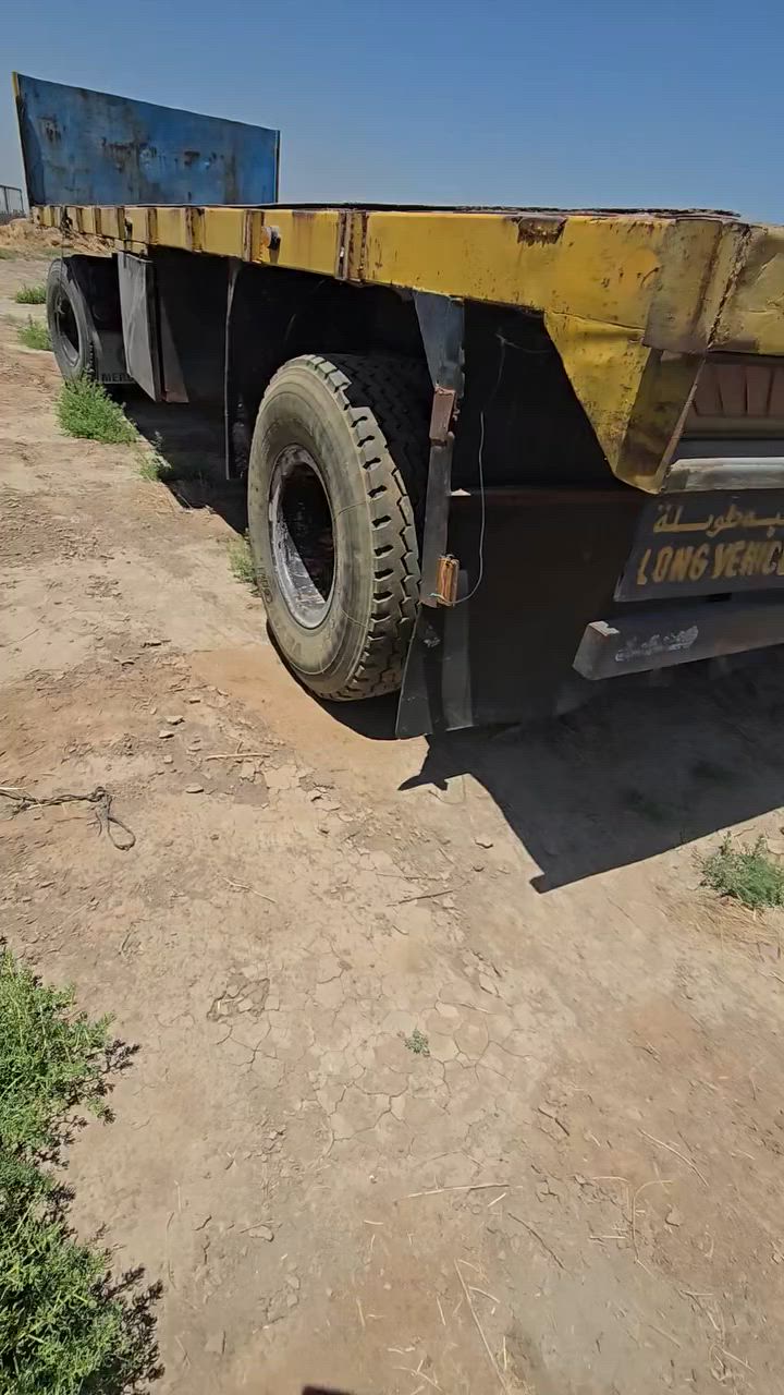 مقطوره للبيع كرونه طول ثمانيه وربع دناكير ١٤ بلادي تغم تاير ***********
