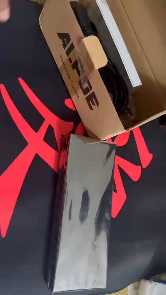 سوج خاص للانترنت جديد غير مفتوح


**إذا كنت صاحب هذا الإعلان وتريد حذفه لأي سبب، رجاءا أرسل رسالة إلى الدعم الفني**