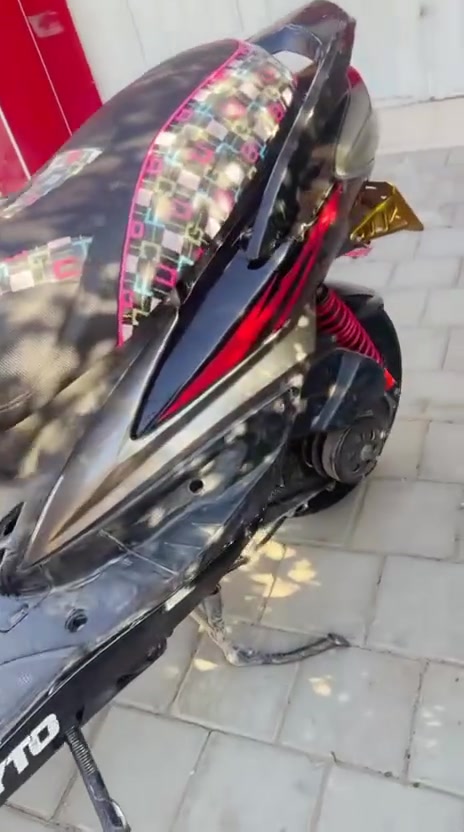 سلام عليكم دراجه سكنس فحل 140 دروجه تموت كفاله عامه جيب فيتر واتعال افحص دراجه شعله ومعدل بوشه58
مكاني الامين ثانيه 
رقمي***********
سعر خاص
