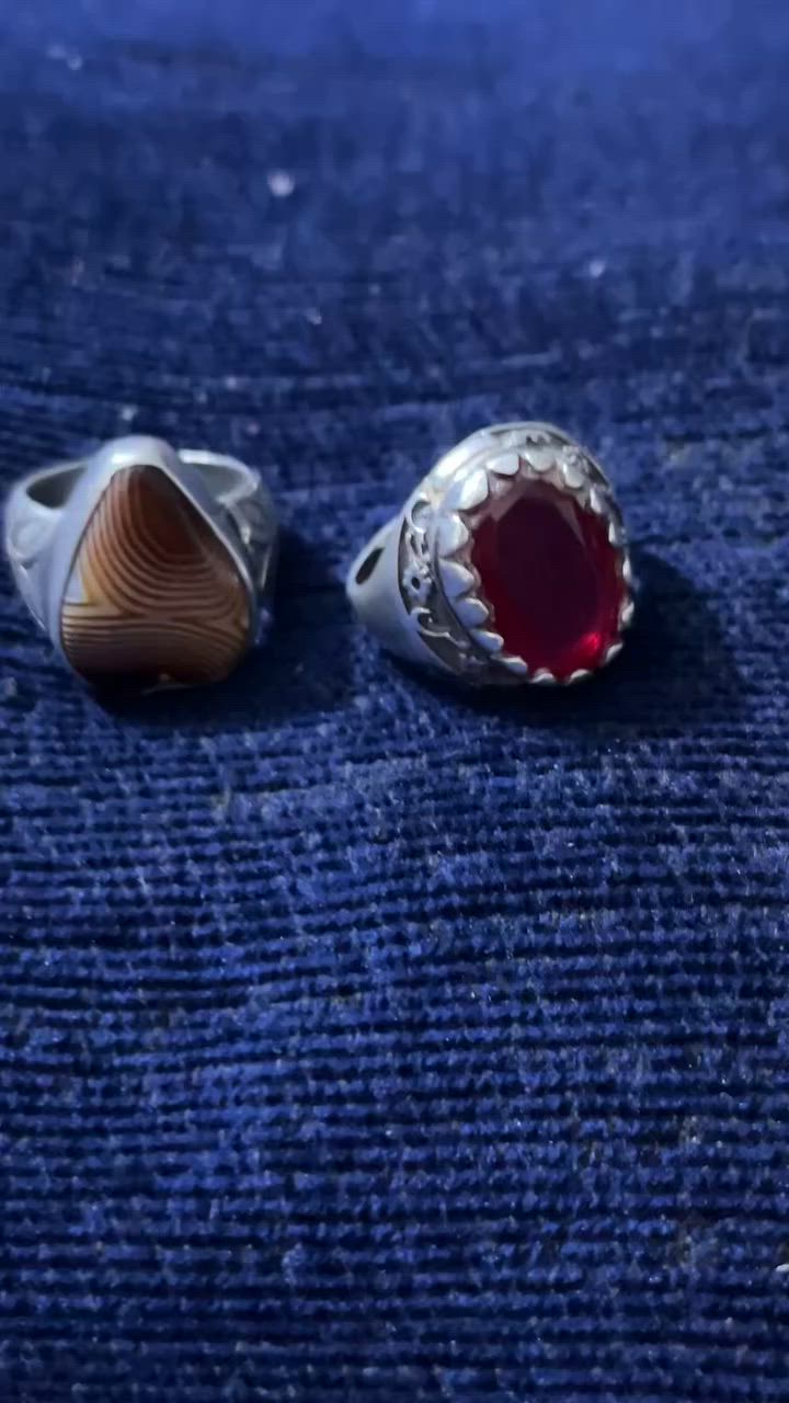 جزع نوادر ب٦٠وياقوت ب٤٠وذا ثنينهن بيهن مجال+مدينه الصدر لا يوجد توصيل


**إذا كنت صاحب هذا الإعلان وتريد حذفه لأي سبب، رجاءا أرسل رسالة إلى الدعم الفني**