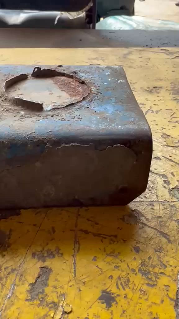 متوفر قاعده جك ٤ ملم كميات مفتوحه السعر ١٠٠٠دينار للاتصال *********** متوفر خدمه توصيل لجميع المحافظات
