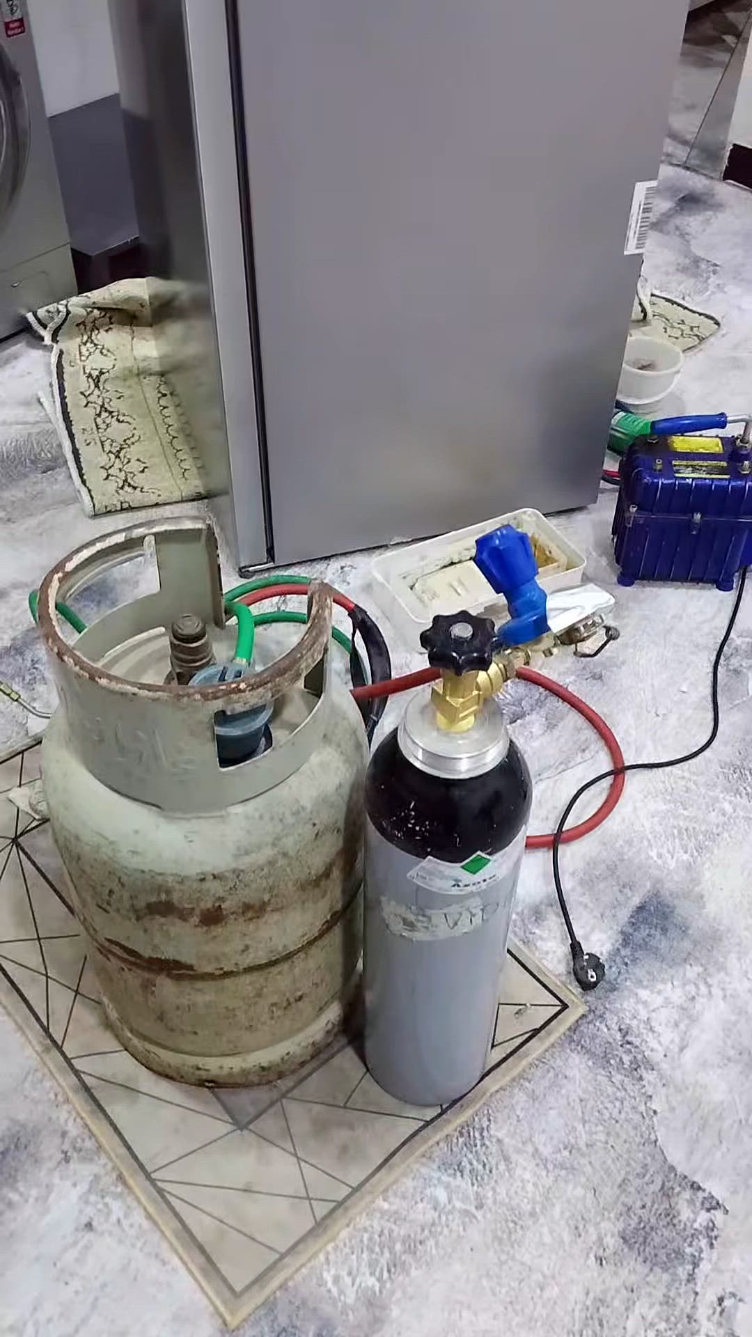 صيانه ثلاجات مجمدات جميع اجهزة التبريد 
🧰(((ورشة متنقلة في جميع أحياء كركوك)))
 🧑‍🔧🧑‍🔧صيانة موقعية داخل منزلك لصيانة وتصليح 🧑‍🔧🧑‍🔧
#االثلاجات ..🫕♨️
#البرادات🌀
#عارضة المحلات🔌
#صيانة السبالت🚿🪛🔧
#صيانه غسالات اوتوماتيك وعاديه 
#تصليح الأجهزة الكهربائية المنزليه🏘️
#بادارة: ورشة اسطه مهند كركوك
#ضمان_امان_شغل_درجه_اولى
💥للاستفسار.... ⬇️☎️
***********
ملاحضه مانطلع اله وانت راضي
💫🙏💫🙏🙏💫🙏🙏💫🙏💫
