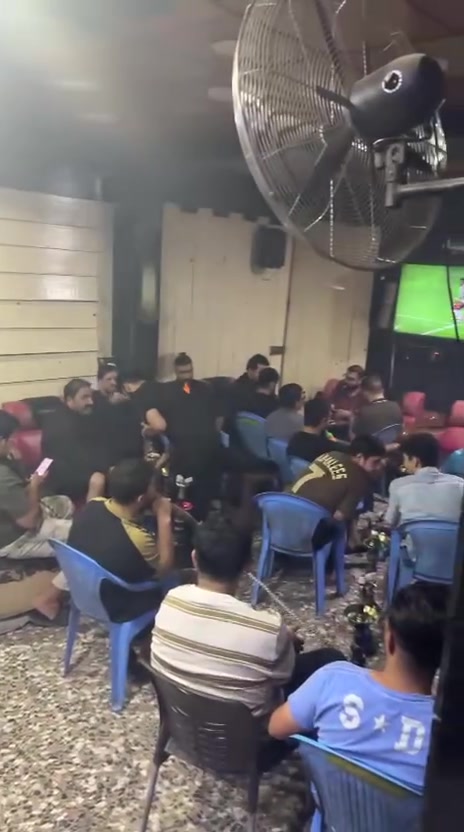 كهوه كامله  مابيهه اي نقص  البيع  البيع
5 بلازما ت 
5 سبالت. عامودي وتعليك 
24 تخم 
2 ميز بليارد 
2مجمده مع عارضه 
50 كرسي 
كامل سقف ثانوي 
4مراوح جداريه 
4سستم كامرات 
عاكسه مع باتري 
2 مبردات 
12 ميز دومنه 
60 نركيله 
3 طه 
مطبخ كامل 
العنوان بغداد جميله ثانيه قرب زامل ابو طاطلي مقابل قطاع 60

***********. تصال.
