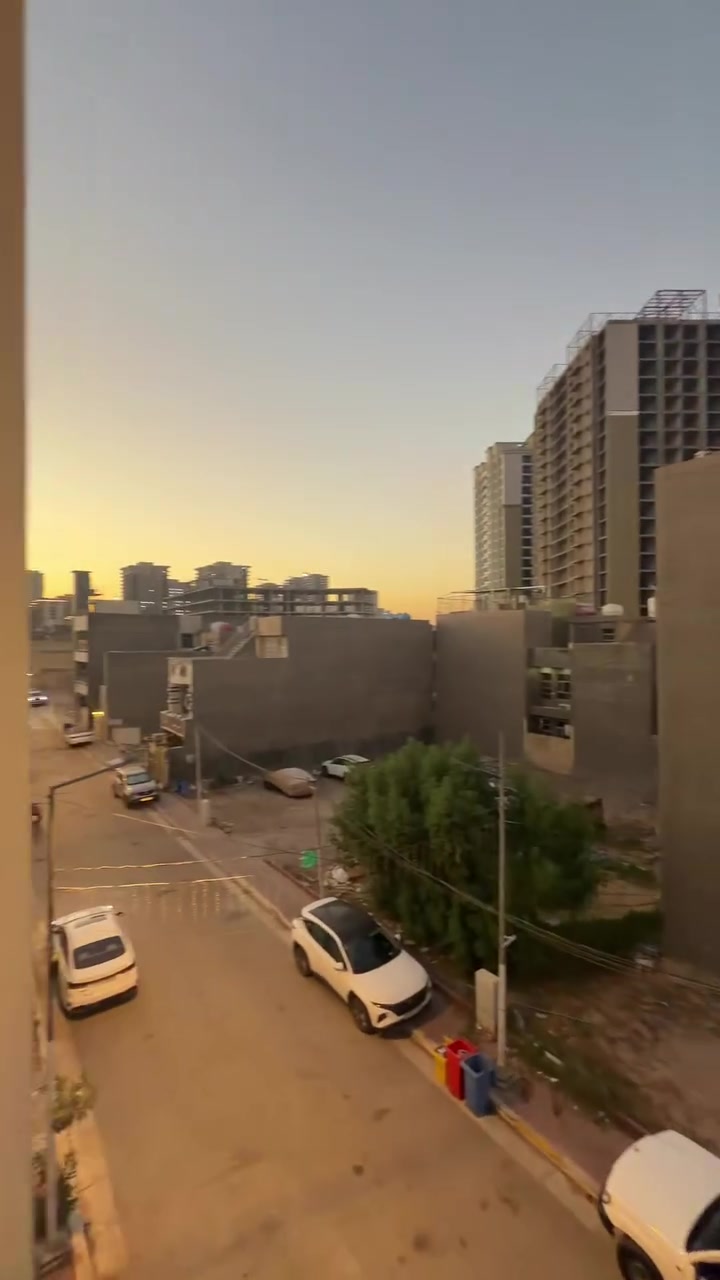شقة طابق ثاني للايجار البيجية (قرب ابو جعفر المنصور) السعر مناسب
عائلة شخصين او بنت وحدها 

غرفه+ صاله + مطبخ 

مجهزه بغرفه نوم كامله 

سبالت عدد 2 

شاشه + ثلاجة 

السعر مناسب 

***********

