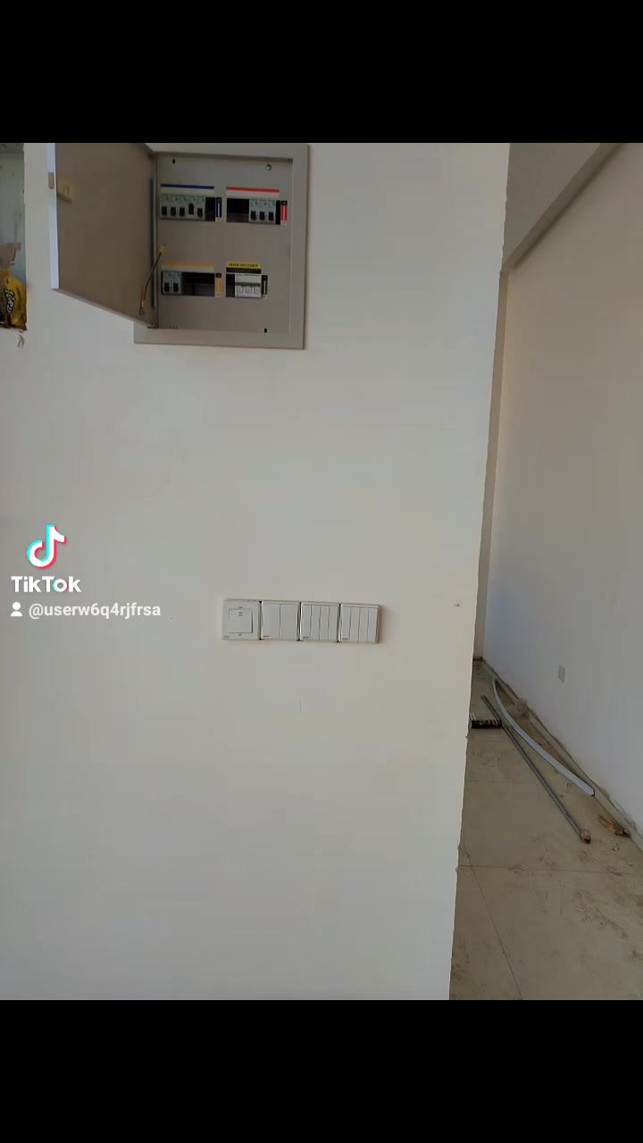 كهربائي في بغداد***********
