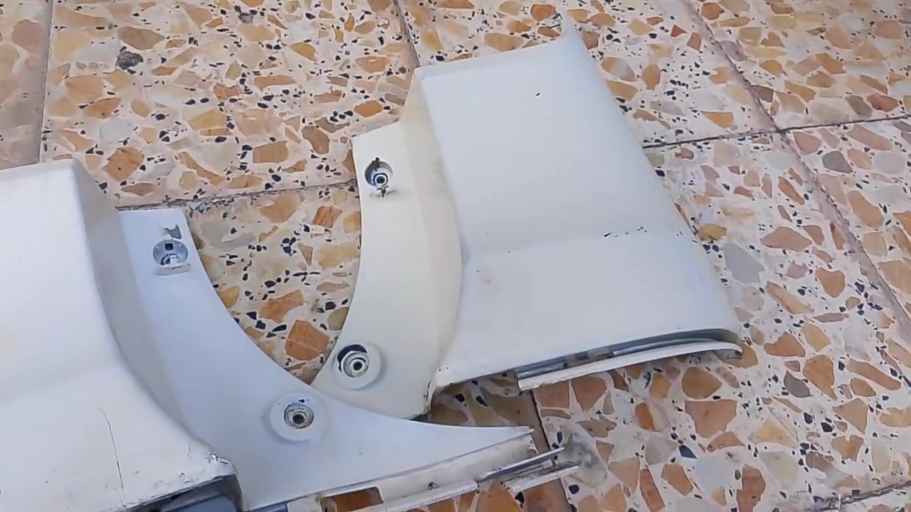 السلام عليكم لغد ستاركس للبيع 2
5 الف مكاني بصره حي مهندسين ساحه الرمل رقمي ***********

