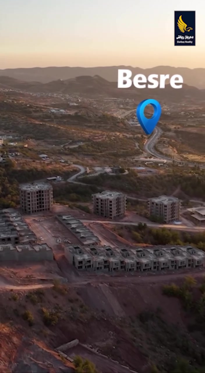 فلل و شقق للبيع في مجمع متيين فيلج (meteen village )
مساحات الفلل 250m -300m
مساحة الشقق 180m
للمزيد من المعلومات:
***********
***********
