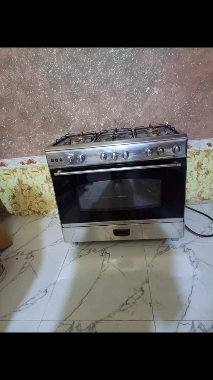 طباخ مصري فريش نضيف كلش وكامل ناره حلوه شوف العين شرط الفحص ونضافه مكاني ناصريه مركز شراي خاص وبيك خير ودلل ***********
