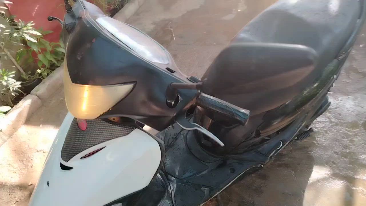 دراجه كامكو جي فور للبيع سعر نار مكينه ناعمه ومعايزه بس جوزه للتواصل ***********واتساب