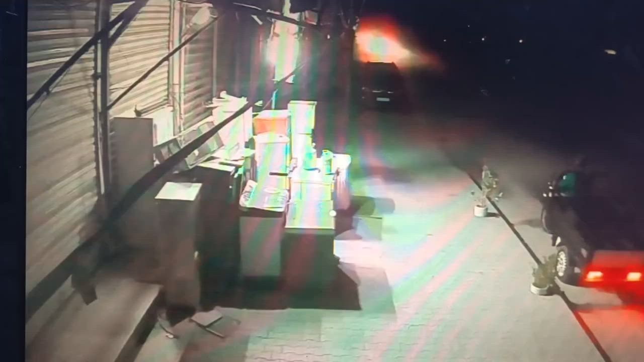 هذا باك قطعه داخليه مال سبلت والقناني غاز
اليعرفه والعباس يلا كراميه مني


**إذا كنت صاحب هذا الإعلان وتريد حذفه لأي سبب، رجاءا أرسل رسالة إلى الدعم الفني**