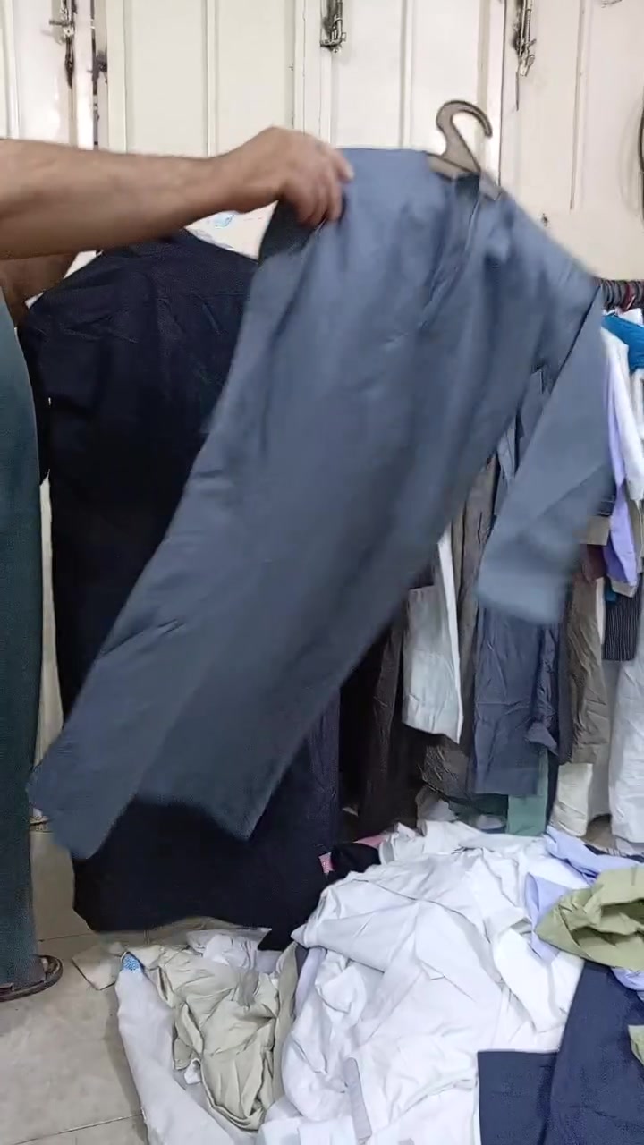 وصول وجبه جديدة ليوم سبت من الدشاديش خليجي رجالي وولادي سعر لوحده ٥٠٠٠ دينار وسروال سعر لواحد ٥٠٠ دينار قماش فول العنوان فلوجه حي المعلمين قرب جامع سعد ***********)( ***********
