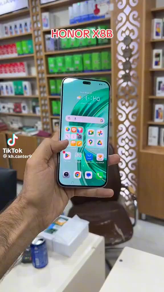 سلام عليكم اخوان  نفس بل صوره عندي جهاز. البيع.  وضع شركه   اي عيب مابي.  رقم *********** حسب مراوسه وياه ايفون 11عادي.  او برو ماكس
