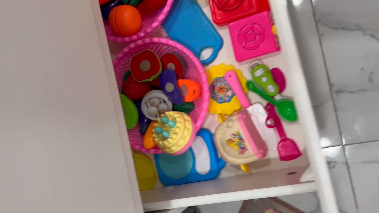 العاب ابني عارضتهم للبيع لان مل منهم والله كلهم من المولات ماخذتهم لعبة تقطيع الفواكه من السي ماخذتها والباقيات البعض من السي والبعض من المحلات الي بالمول مااعرف اسمائهم وجودتهم مثل مامبينه بالصور قيموهن واخذوهن بالعافية ابيعهم للسعر الاعله مكاني بغداد وتوصيل هم متوفر


**إذا كنت صاحب هذا الإعلان وتريد حذفه لأي سبب، رجاءا أرسل رسالة إلى الدعم الفني**