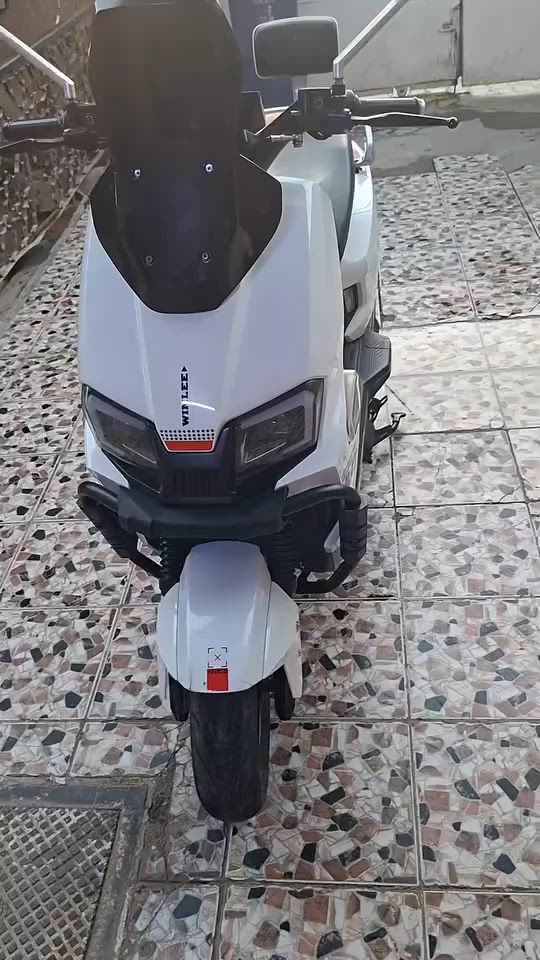 دراجه صاعقة2025 / 6باتريات دراجه نضافت 95بل100 صارلي   5 اشهر من اخذته دراجه تخم تاير جديد دراجه جديده خير من الله بيه نضام ل p ورجوع للخلف بارك مثبت سرعه لايت شغال دراجه اي نقص مابيه سعر خاص


**إذا كنت صاحب هذا الإعلان وتريد حذفه لأي سبب، رجاءا أرسل رسالة إلى الدعم الفني**