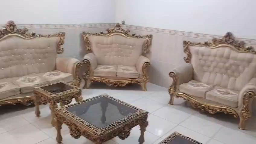 تخم ملكي ذهبي 6قطع و3طبلات التخم نضيف تجي تشوف بعينك مكاني نوروز حي عسكري مقابل زانكوى جيهان سعر 400$وبي مجال كد الجيه للتواصل ***********واتساب
