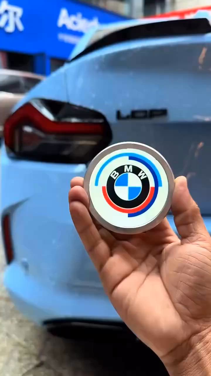 شي كلش مميز
شاشه صغيره تنحط بمكان العلامه مالBMW
بيها خيارات كلش هواي +تطبيق خاص بيها تظيف الشكل الي يعجبك متوفر حجز فقط للتواصل

m_carbonstore حساب الانستكرام
واتساب：***********
