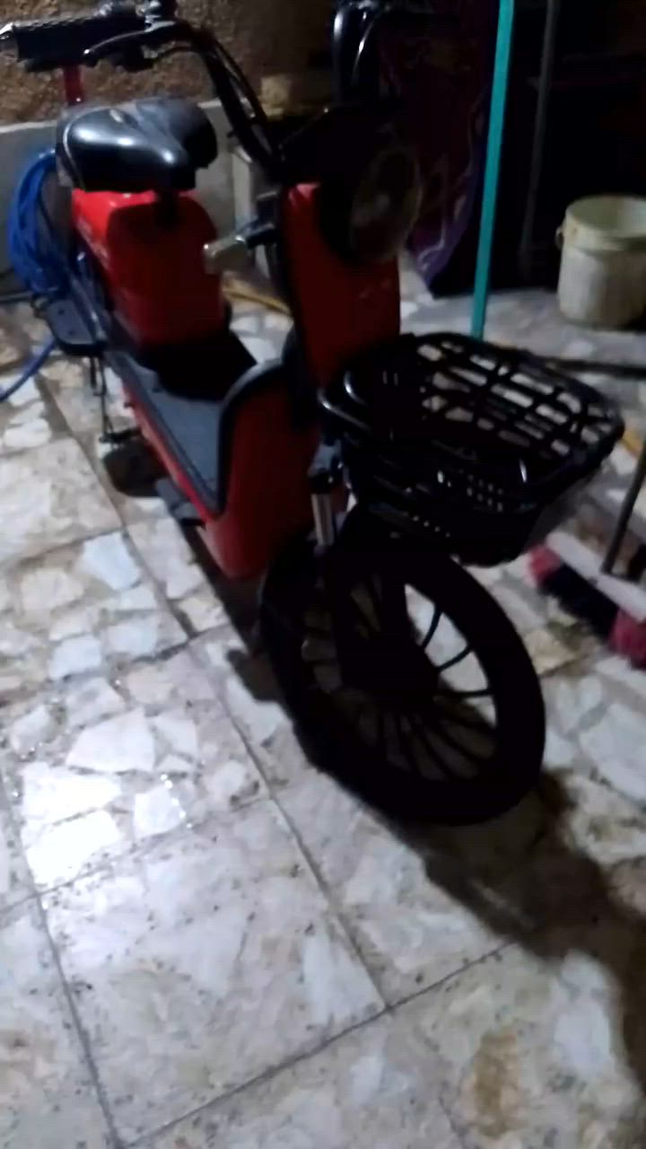 سلام عليكم عندي شحن لبيع سعر 200 بيهة مجال شعب شغالة ***********
