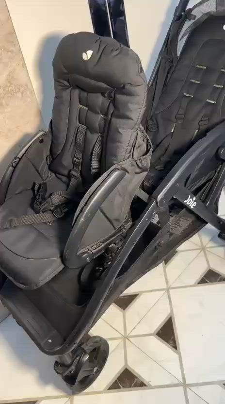 عربانه توام السعر 180الف للتواصل 0777353221