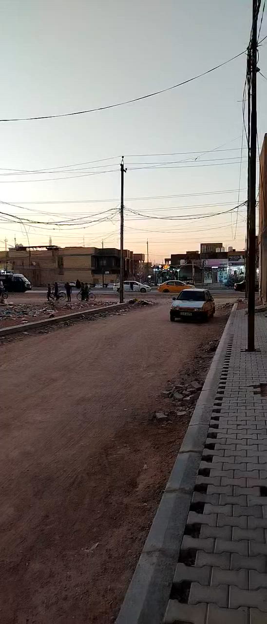 السلام عليكم
دار للبيع في حي الميلاد شارع سايدين الحولي ثاني قطعة عن تجاري قريب مجمع جوهره العرب
كافة الخدمات موجودة مساحة البيت ١٠٠م طابقين بناء مسلح درجة اولى يتكون من ٣ غرف نوم وصالة ومطبخ واستقبال
الاستفسار على رقم هذا ***********
