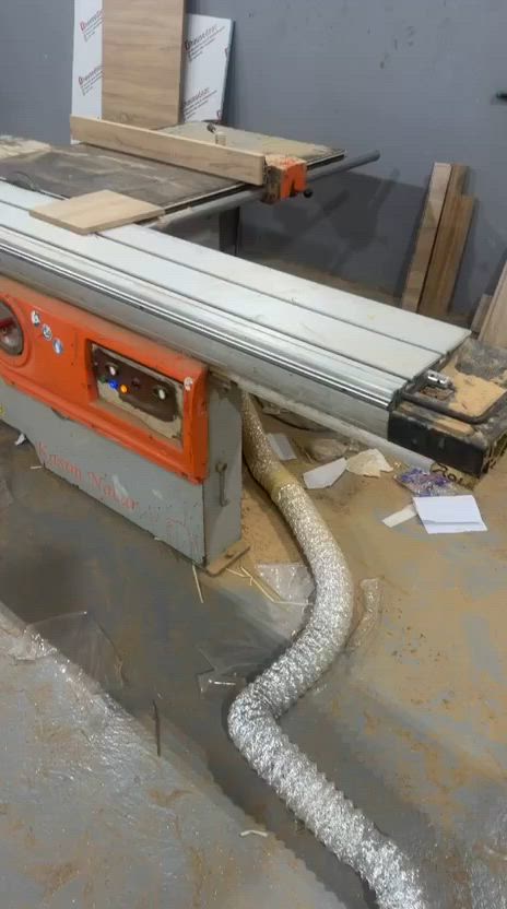 سلام عليكم معمل البيع mdf البيع مكاني بصره +964 776 062 9025

