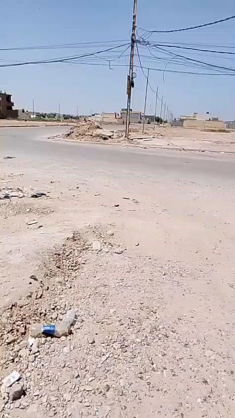 سلام عليكم دار للبيع مساحه100متر
ولموقع مذكور بلتصوير وسعره جدا مناسب ويرهم اقصاد ويرهم نقد
 تواصل على الرقم *********** وخاص مفتوح
