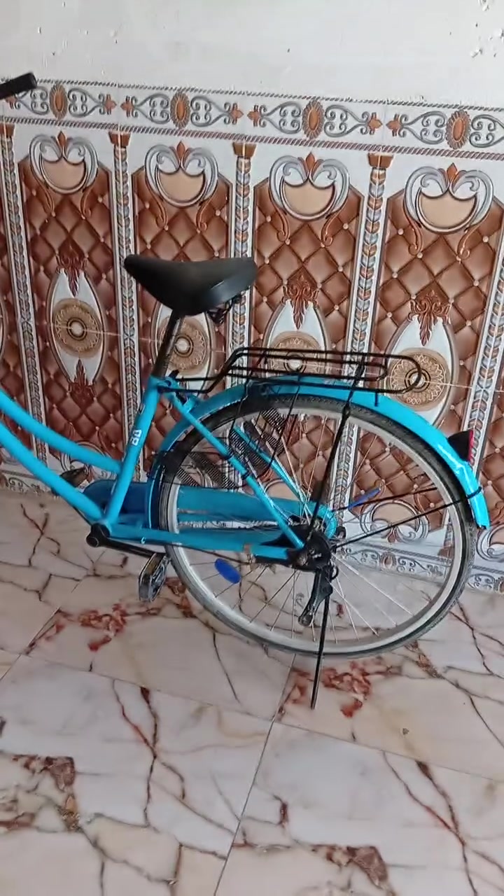بايسكل للبيع100 بي مجال ***********
