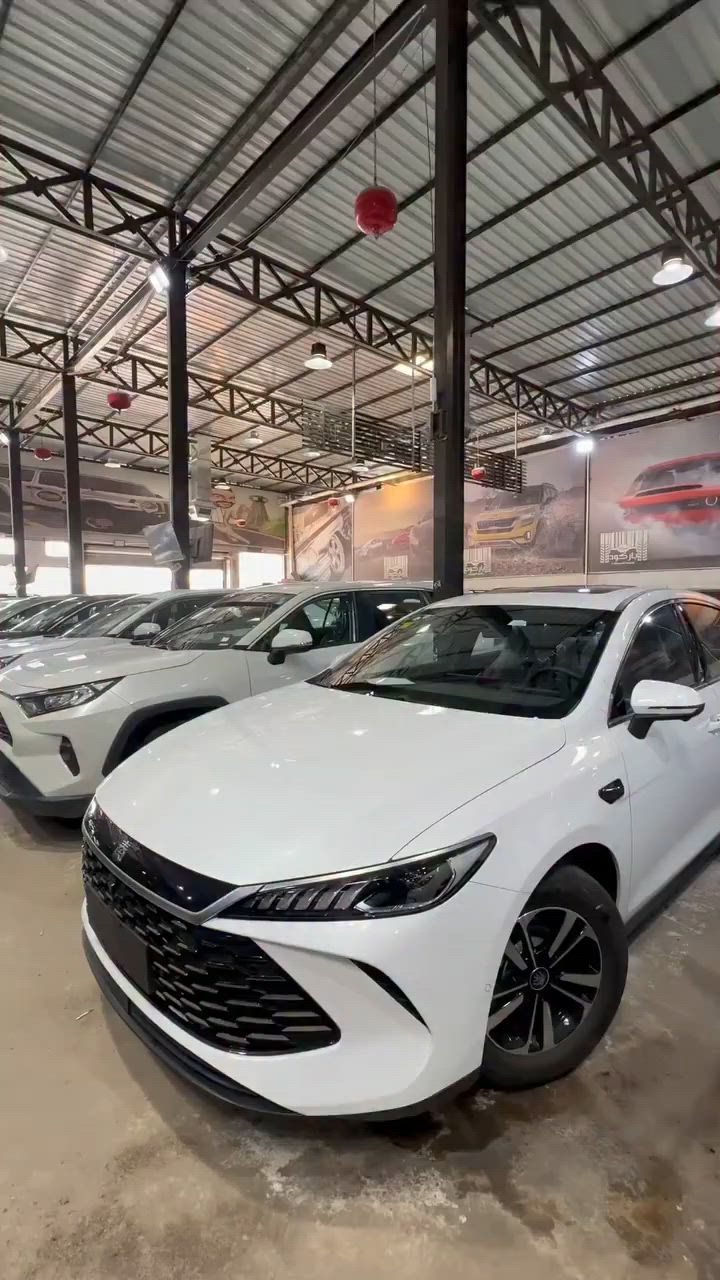🚘جن بلس 2025 فل 📅 الاثنين15/06/2026 جميع التفاصيل والمواصفات موضحة داخل الفيديو ✨ شاهد الفيديو للنهاية وتعرّف على مواصفات السيارة كاملة. للاستفسار : ☎ 6322 ☎ *********** ☎ *********** ☎ *********** ☎ *********** ☎ *********** ☎ *********** #اكسبلورexplore #محافظات_العراق #تيوتا_شعار_لايعرف_القانون🔥🖤 #سيارات_العراق #العراق_السعوديه_الاردن_الخليج #BYD #اكسبلوررررررر #هايبرد #اكسبلور #fyp #لانكروزر #tiktokiraq #سيارات_فخمة #سيارات #سبورتج #بغداد #النترا #كامري #تاهو #العراق
