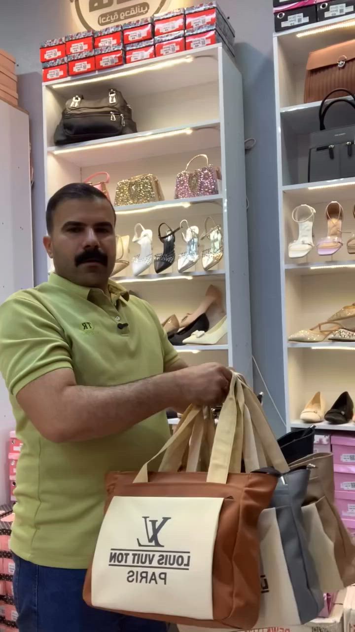 #عرض_خاص_من_محل_ماسة
حقيبة نسائية 👜 ضد الماء مع ثلاث سحابات 
#حقيبة عملية وخفيفة الوزن 
سعر القطعة 10 الاف
متوفر توصيل 🚚 الى بغداد وجميع المحافظات ب 5 الاف
#تخفيضات #ملابس #ملابس_اطفال


**إذا كنت صاحب هذا الإعلان وتريد حذفه لأي سبب، رجاءا أرسل رسالة إلى الدعم الفني**