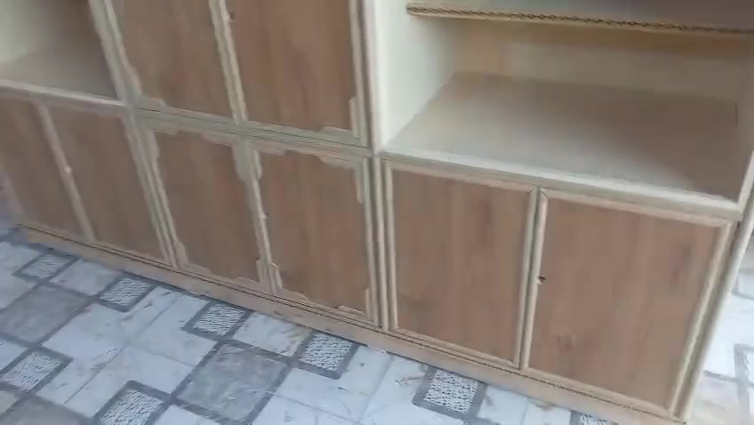 سلام عليكم بوفيات عدد 2 للبيع طول مترين ونص تزكام مو موجه سقف ورضيه بلوك
سعر لوحده 150 تريد 2 300
***********.  بي واتساب 
مكان بابل
