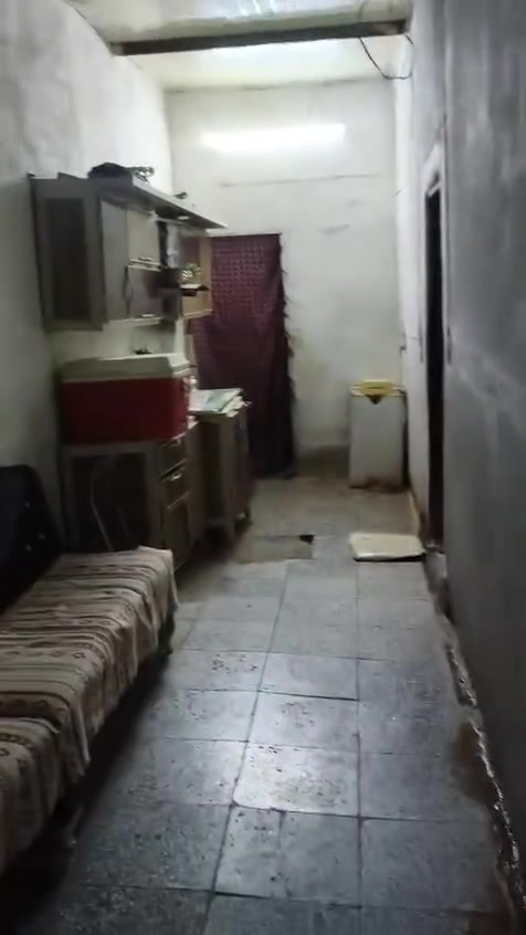 سلام عليكم بيت بل شماعيه واقع حال بيت نضيف بس عوزه صبغ سعر 30  رقم ***********
